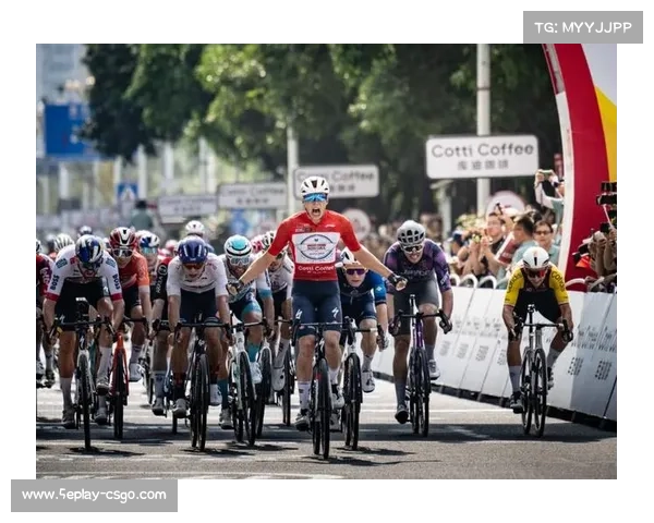 环广西车手摔车后忍痛完赛，展现体育精神