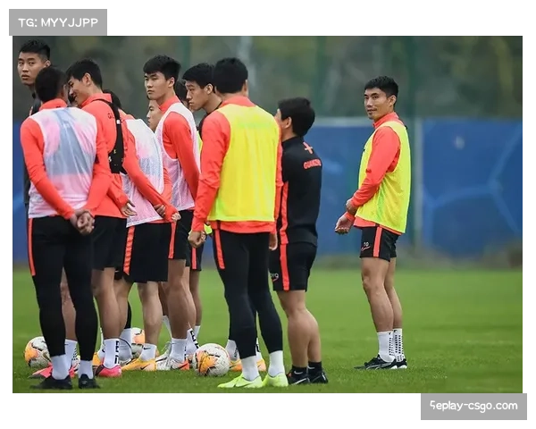 动态简报：数位球员在休赛期自发组织训练营，重点打磨在定位球战术中的角色执行